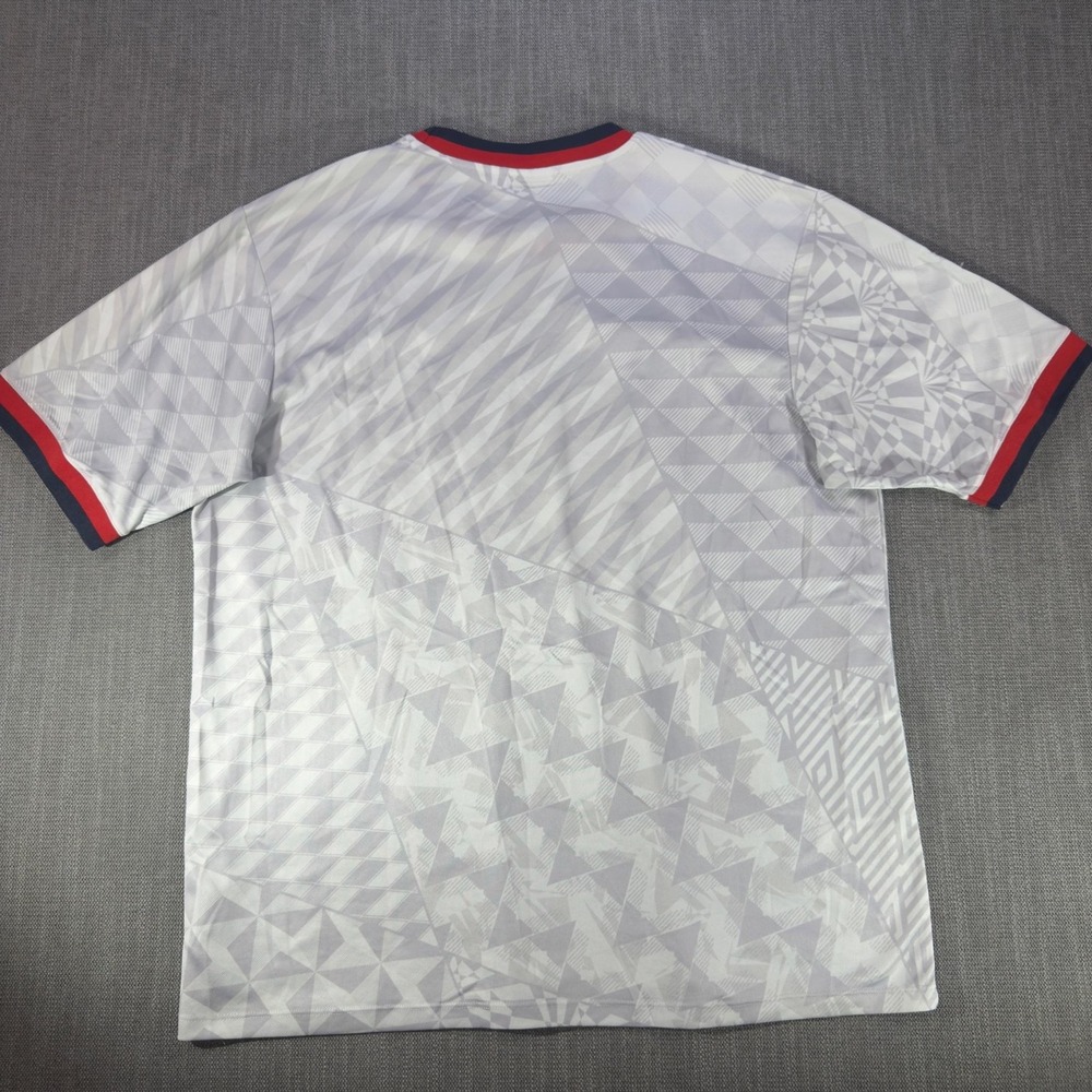 USA Jersey Mens XL White Soccer Umbro Geometric Pattern Short Sleeve Shirt - Picture 6 of 7